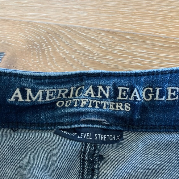 AMERICAN EAGLE NEXT LEVEL STRETCH JEANS - Picture 2 of 3